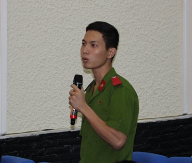Cử tri gửi gắm tâm tư tới các ứng viên ĐBQH ảnh 2